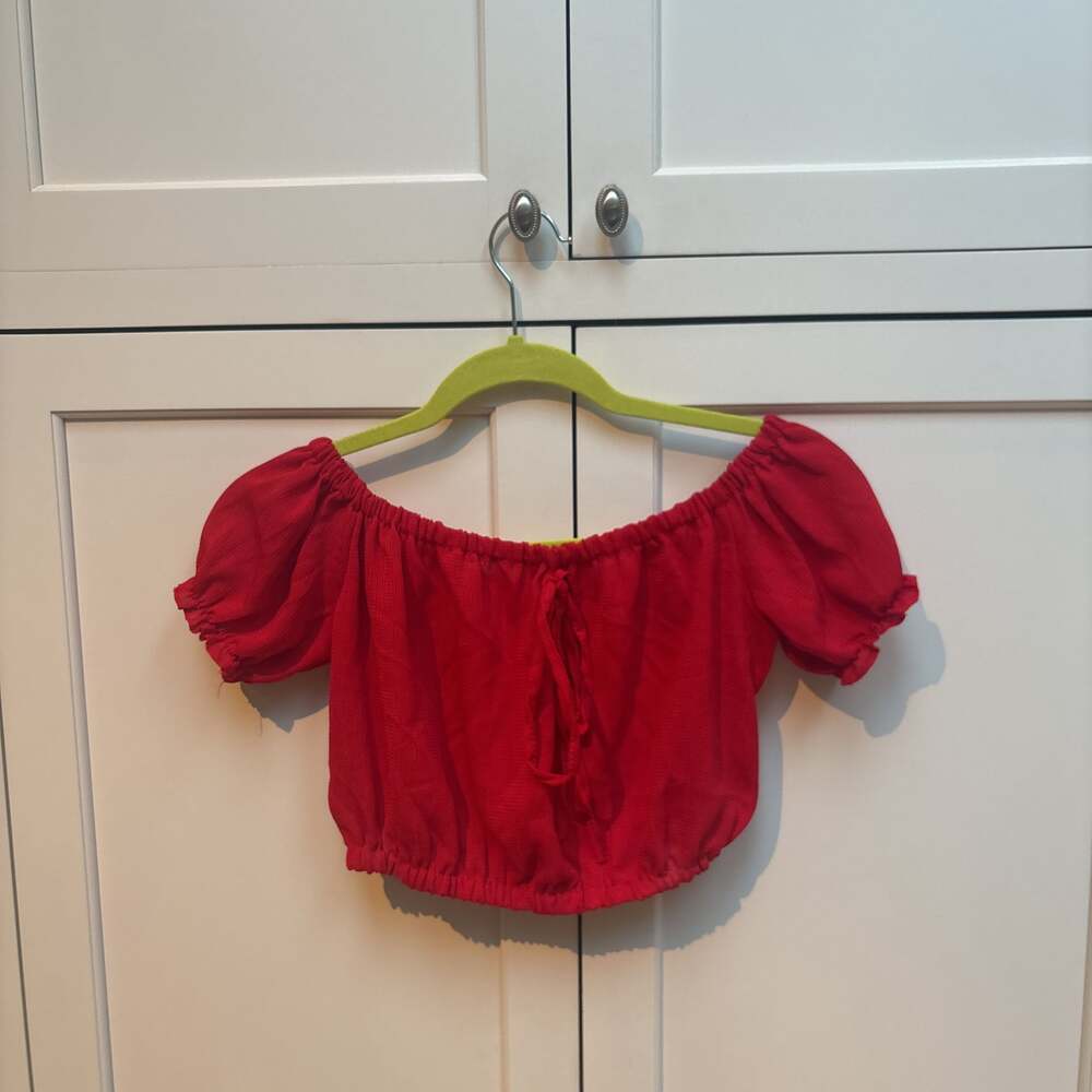 Red Off-Shoulder Puff Sleeve Crop Top